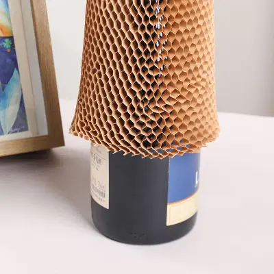 Botila ontziratzeko diseinu berria: Honeycomb paper botila mahuka