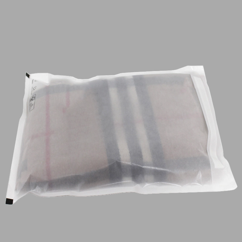 Neurrira egindako paper poltsak